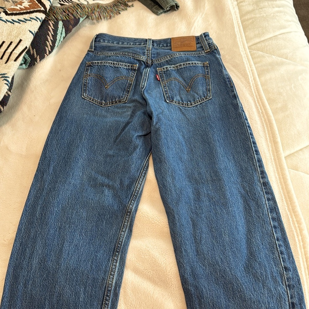 Levi’s High Rise “Dad Jeans”